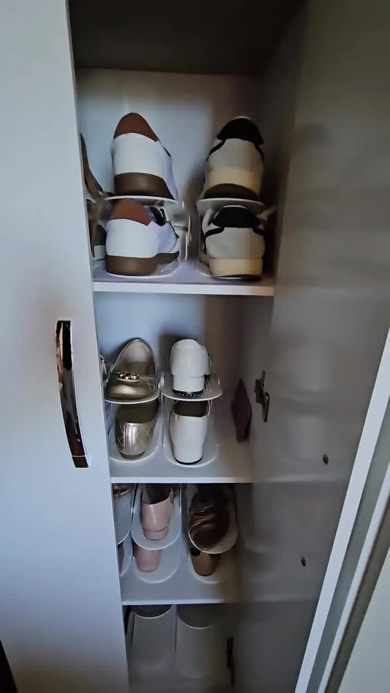 foto de Organizador Sapatos Sapateira Vertical Atrás Porta 24 Bolsos Cor Branco