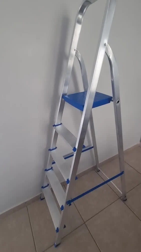 foto de Escada De Alumínio 5 Degraus Dobrável Mor Doméstica