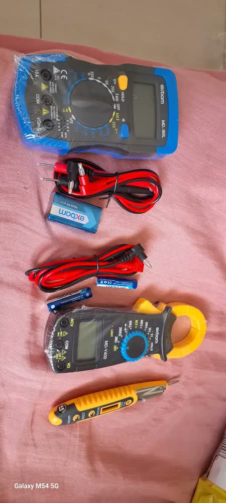 foto de Kit Multimetro Digital Com Display LCD, Alicate Amperimetro Medidor Digital + Caneta De Tensão Several