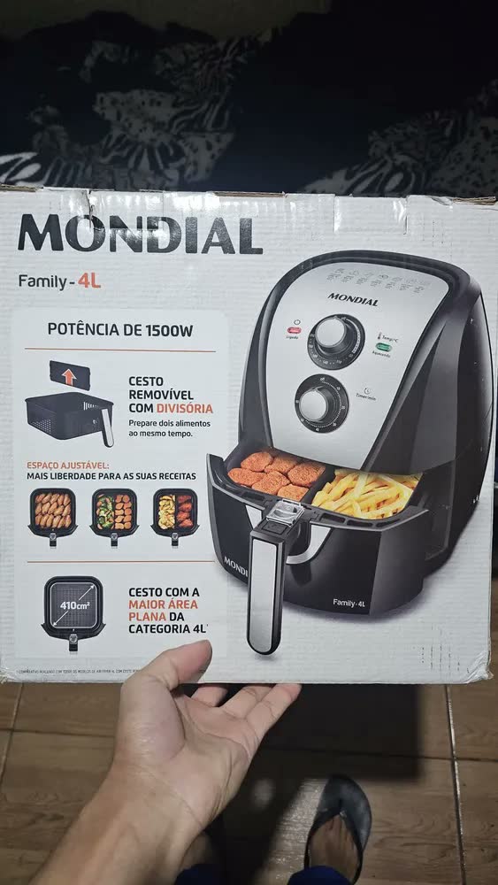 foto de Fritadeira Sem Óleo Air Fryer 4l Mondial 1500w AFD-40-BI