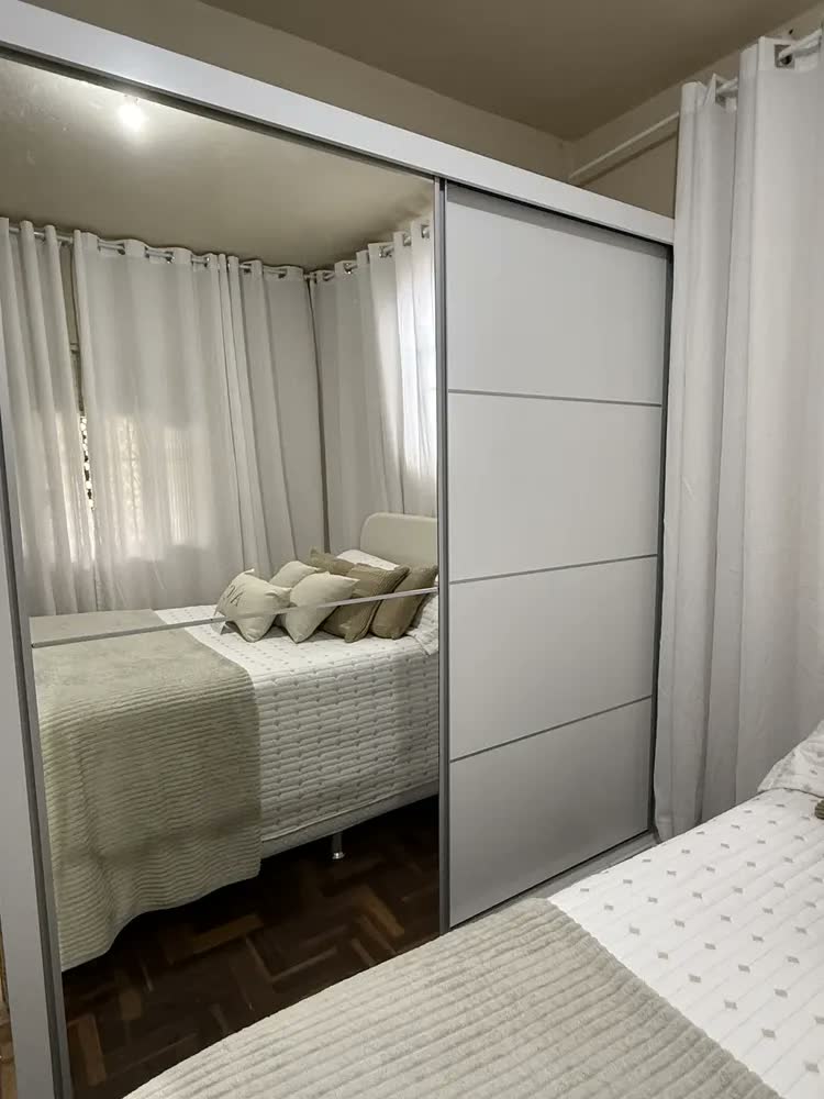 foto de Guarda Roupas Casal 2 Portas Com Espelho 4 Gavetas Austria Madeirado Off White