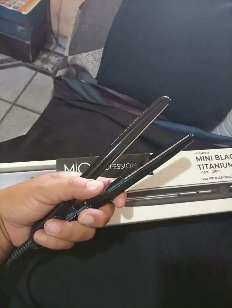 foto de Chapinha Prancha Mq Mini Black Titanium Profissional Bivolt Preto