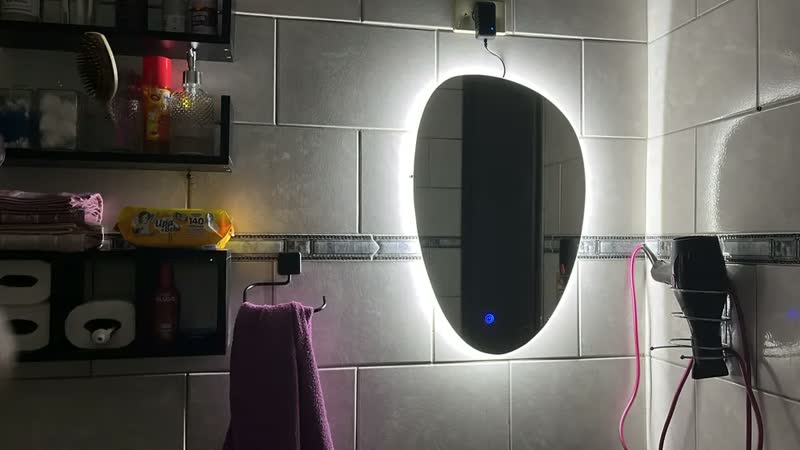 foto de Espelho Orgânico Lapidado Iluminação Led Touch 60x40cm