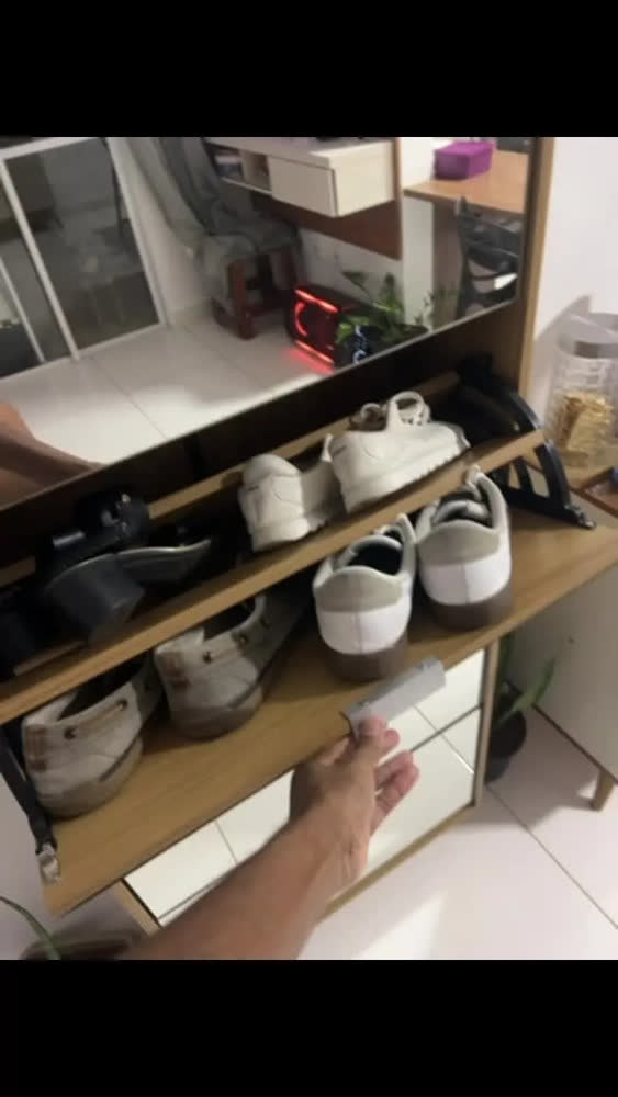 foto de Sapateira Espelhada 4 Portas Basculantes Multiuso