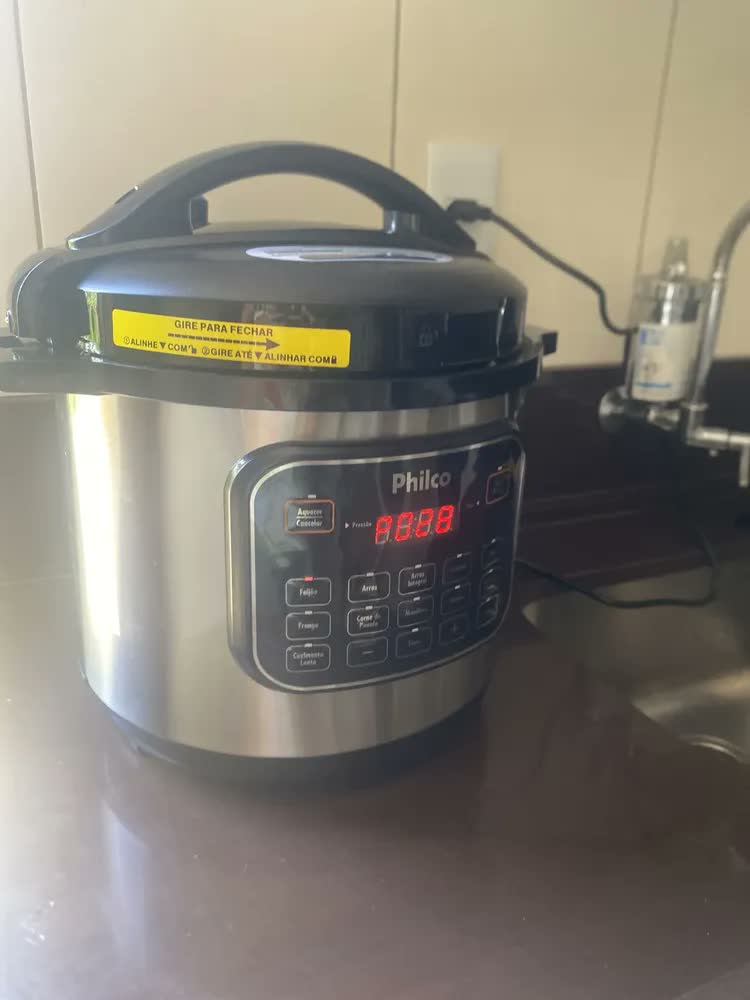 foto de Panela de Pressão Multifuncional Philco 8L PPP80 12 funções