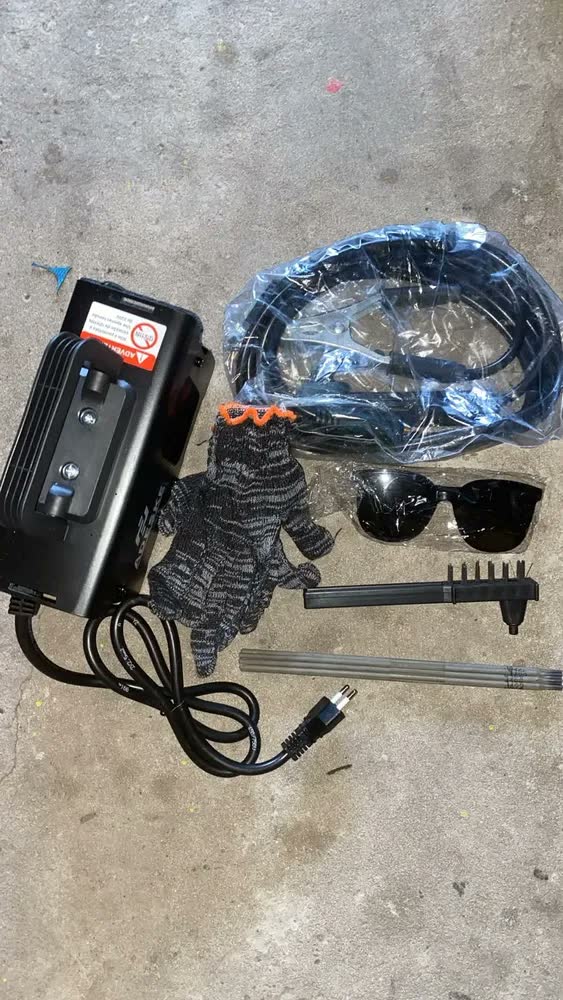 foto de Máquina de Solda Adeske MMA-250 Inversora 250A com Display Digital