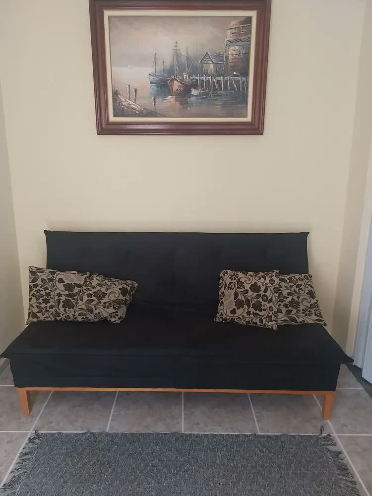foto de Sofá Cama Mobly Urban Premium 3 Lugares Pés De Madeira