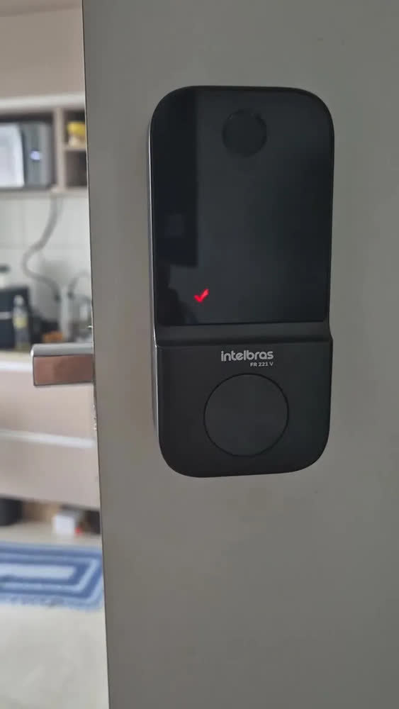 foto de Fechadura Digital de Embutir Biométrica FR 221V Intelbras