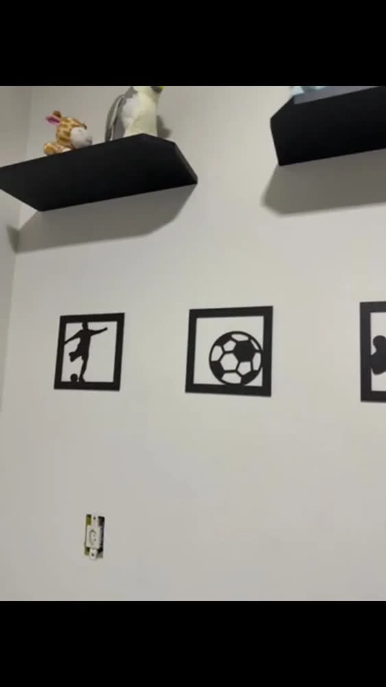 foto de Kit 3 Quadros De Futebol Bola Jogador Em Mdf Preto Para Parede Sala Ou Quarto Quadro Decorativo Marca D Dose