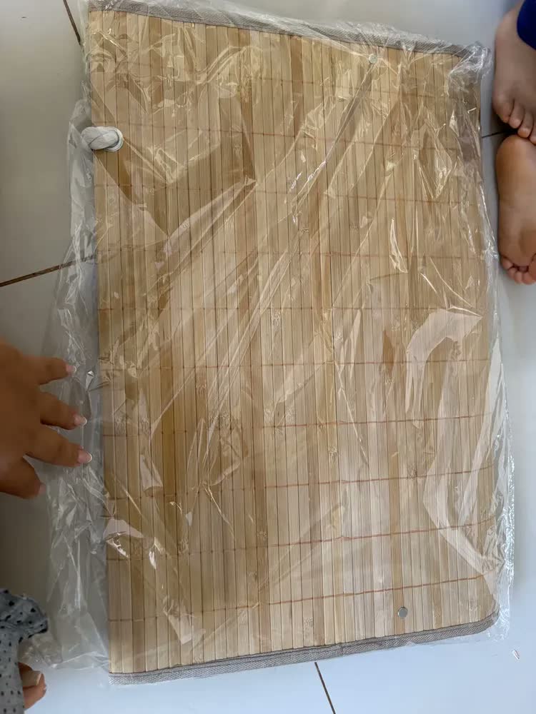 foto de Cesto Roupa Suja Bebe Retangular Bambu Banheiro Com Forro