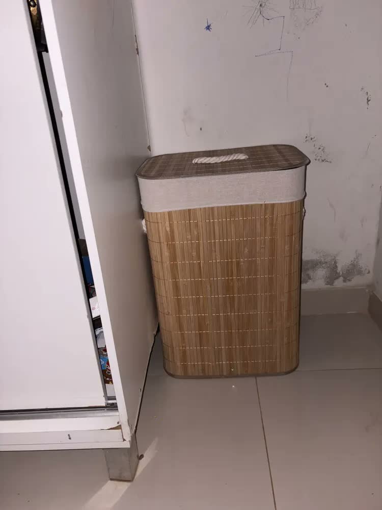 foto de Cesto Roupa Suja Bebe Retangular Bambu Banheiro Com Forro
