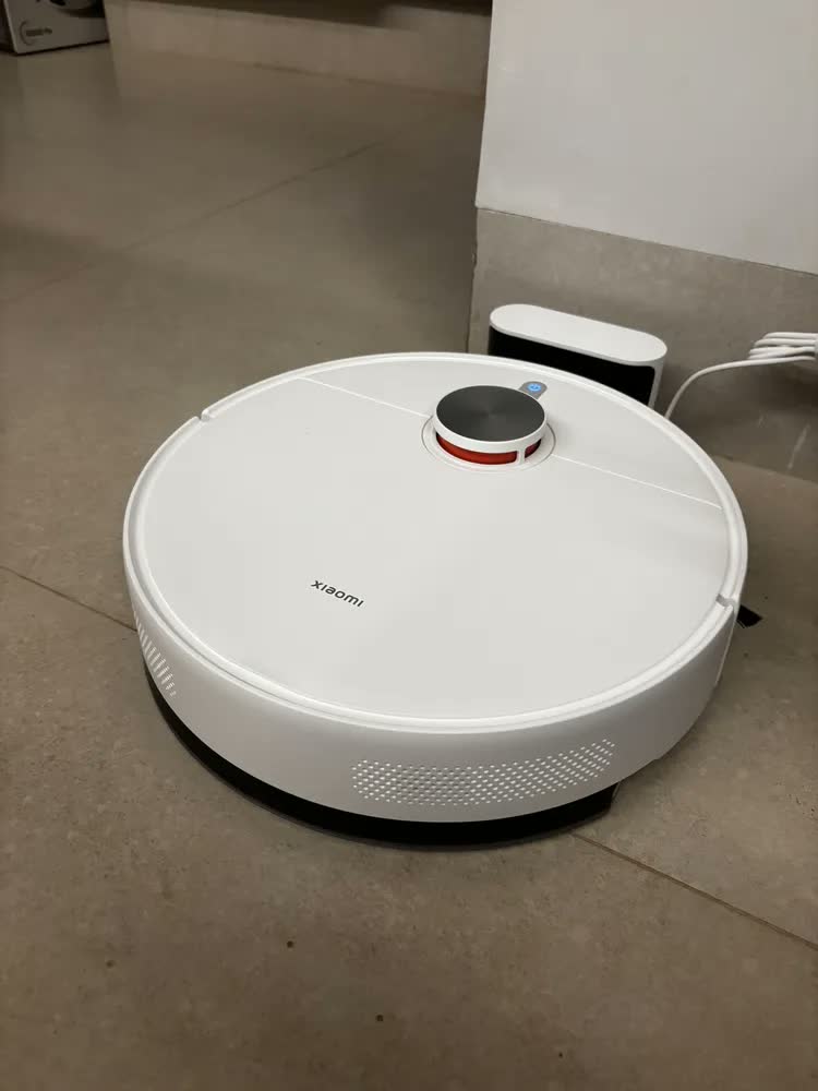 foto de Robô Aspirador Xiaomi S40 Inteligente Aspira Passa Pano App Branco