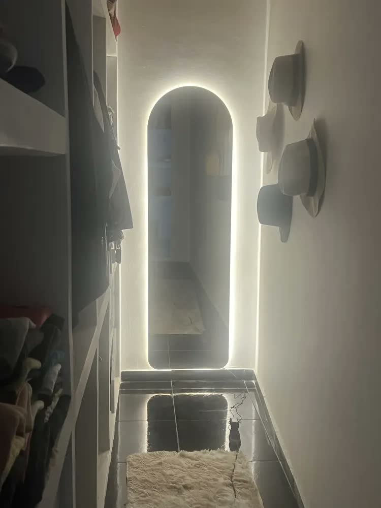 foto de Espelho Semi Oval 170cm Base Reta Led Bivolt Polido Led Quente 3000k Moderno Quarto Sala Closet Sem Moldura Vmex
