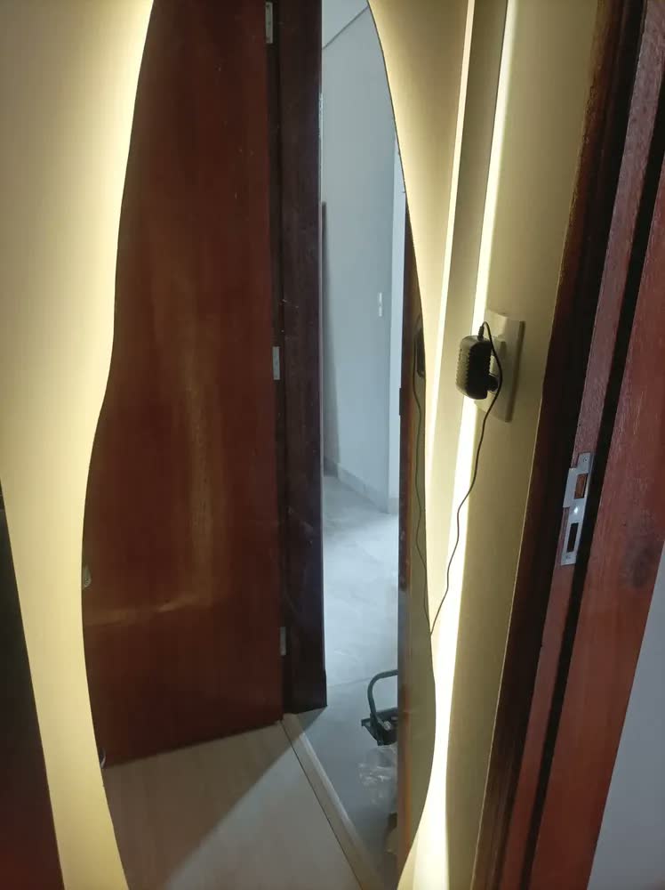 foto de Espelho Organico 170cm Polido Led Branco Frio 6000k Moderno Quarto Sala Hall Closet Decorativo Iluminação Embutida Bivolt Design Linha Premium 127v/220v Vmex