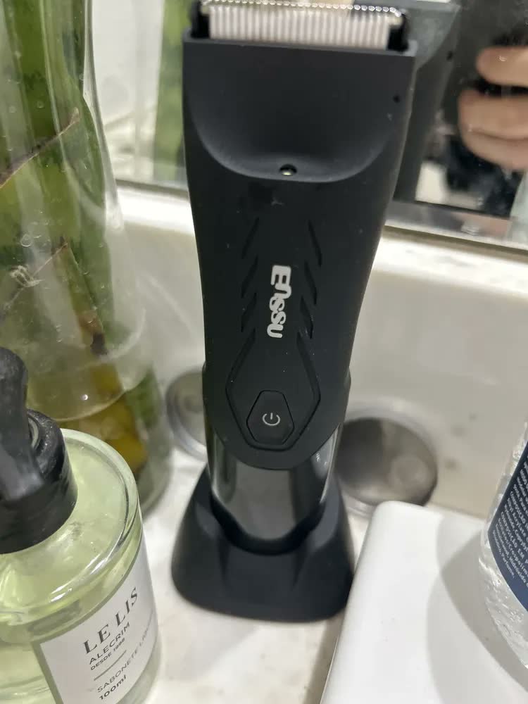 foto de Aparador de Pelos Masculino Enssu à Prova D'Água Luz LED Preto IPX7