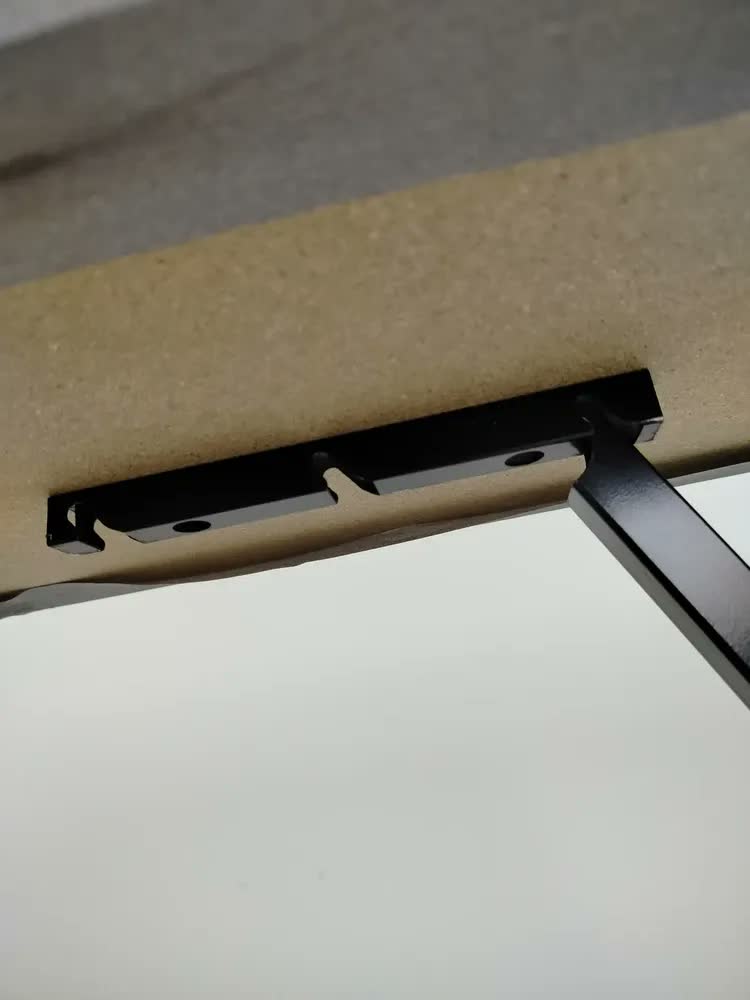foto de Tabua De Passar Roupa Reforçada Com Porta Ferro 3 Alturas Cor Preto Liso