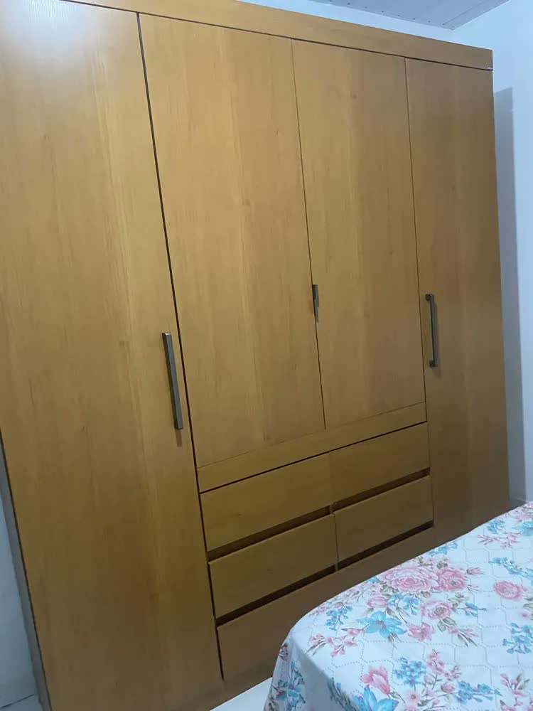 foto de Guarda roupa Casal Luxúria 4 Portas 6 Gavetas Branco