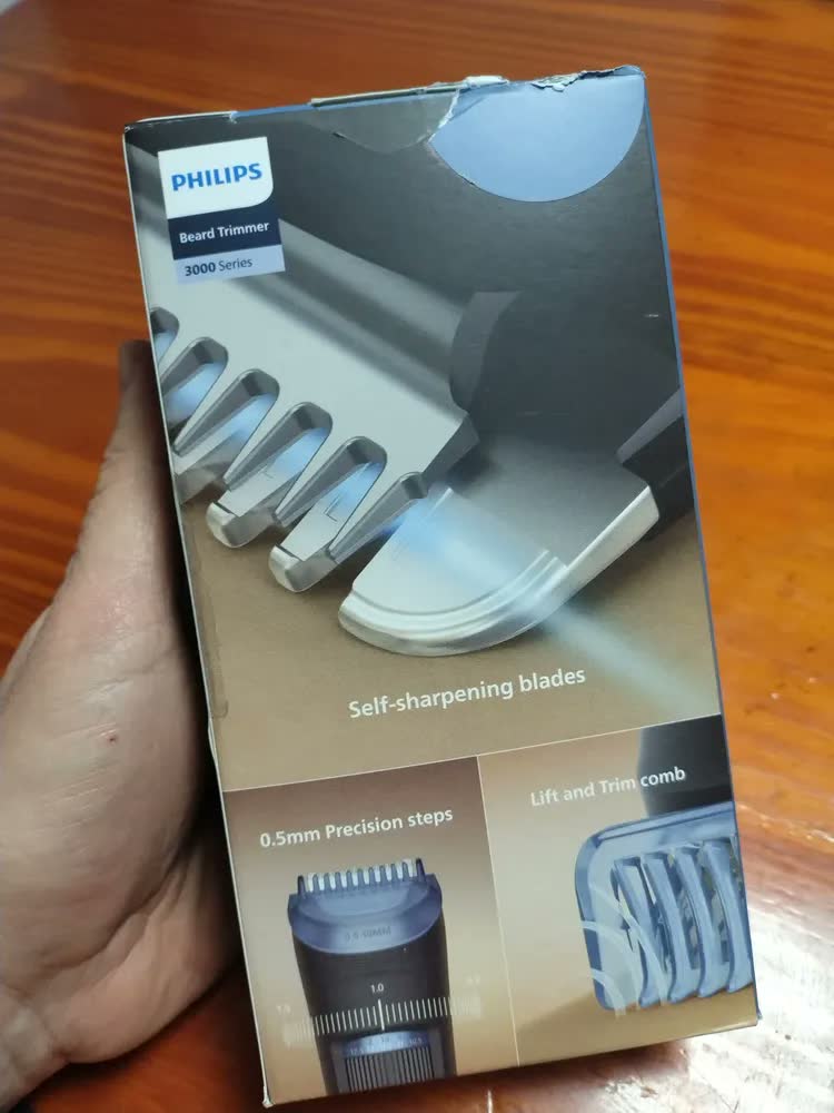 foto de Aparador de barba Philips Bt3617/15 para barba úmida e seca 3000