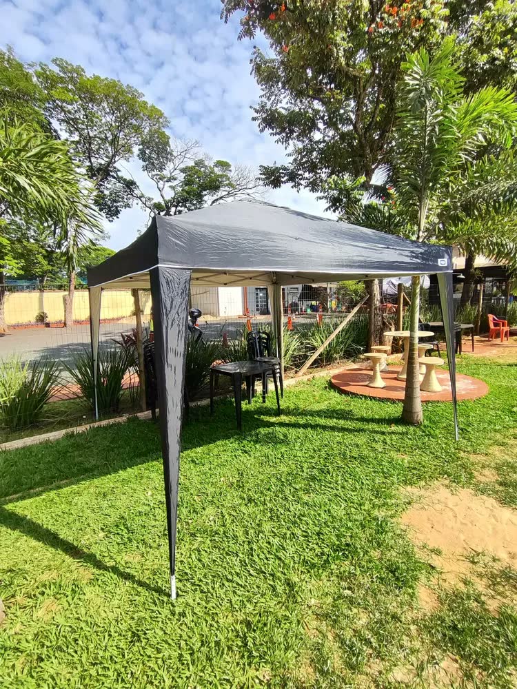 foto de Mor Barraca Sanfonada Praia Dobravel 3x3m Gazebo Tenda Cores Branco