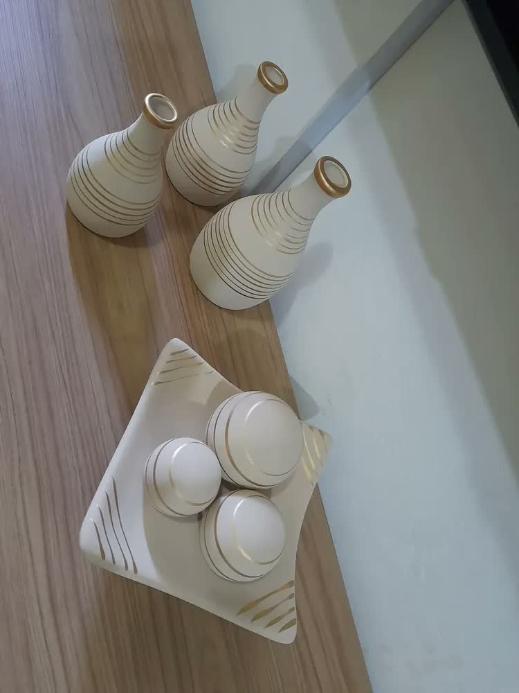 foto de Vaso Grande Decorativo Enfeite Rack Sala Trio De Vasos Luxo Cor Preto Faixa