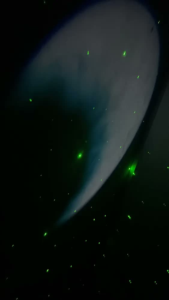 foto de Luminária Astronauta Projetor Noturno De Luz Galaxia E Estrelas Com Som Bluetooth Controle Remoto Multicontrol