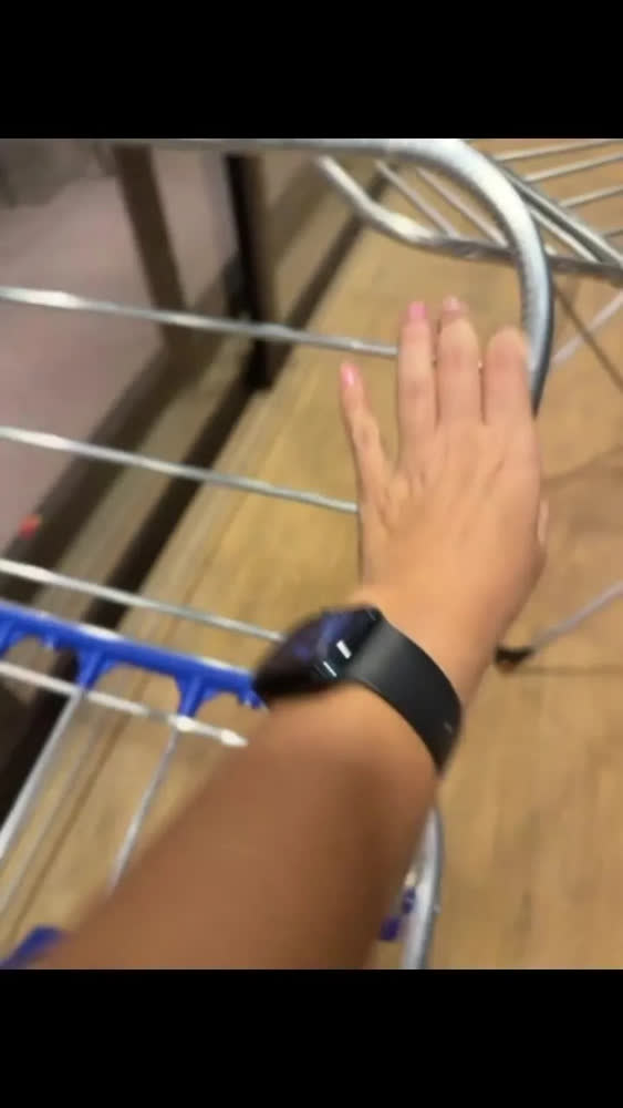 foto de Varal P/ Roupas De Chão 100% Alumínio Grande Reforçado Com Abas Dobrável Retrátil Resistente Não Enferruja Não Marca Piso - Sombrisul