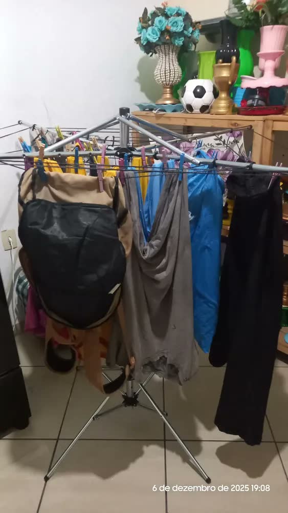 foto de Varal de Chão GILEUS Aço Carbono Giratório 6 Cordas Portátil Apartamento