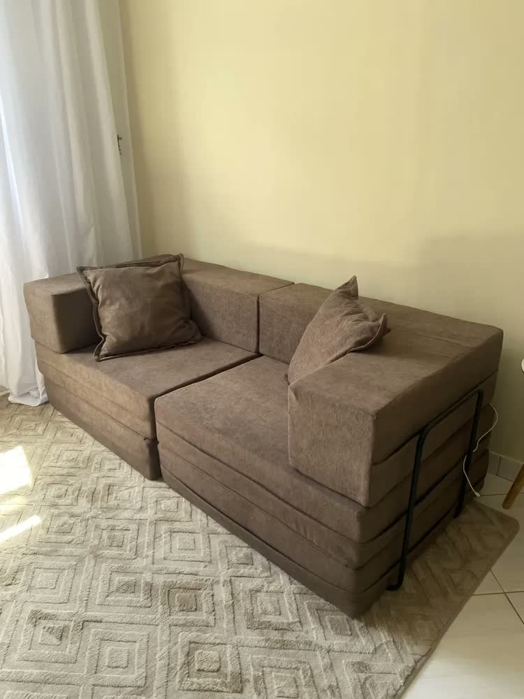 foto de Sofá Cama Modular 2 Lugares Verde Oliva Bouclê Lojas Sheep