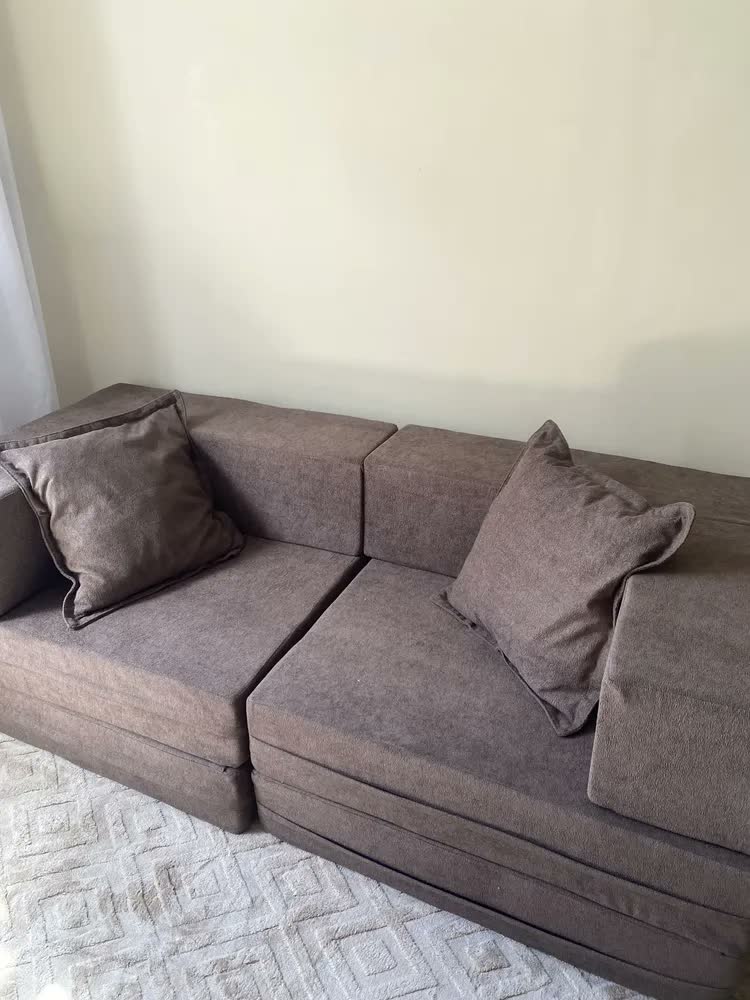 foto de Sofá Cama Modular 2 Lugares Verde Oliva Bouclê Lojas Sheep