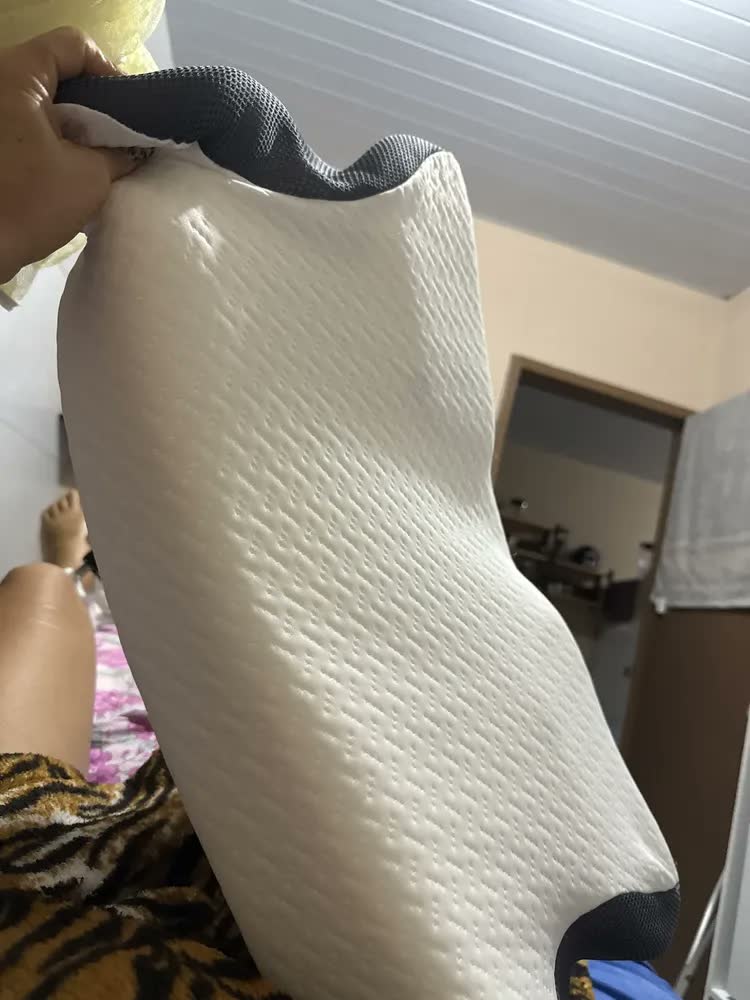 foto de Travesseiro Infravermelho Wing Pillow Comfort Nasa Cervical Infra Ions