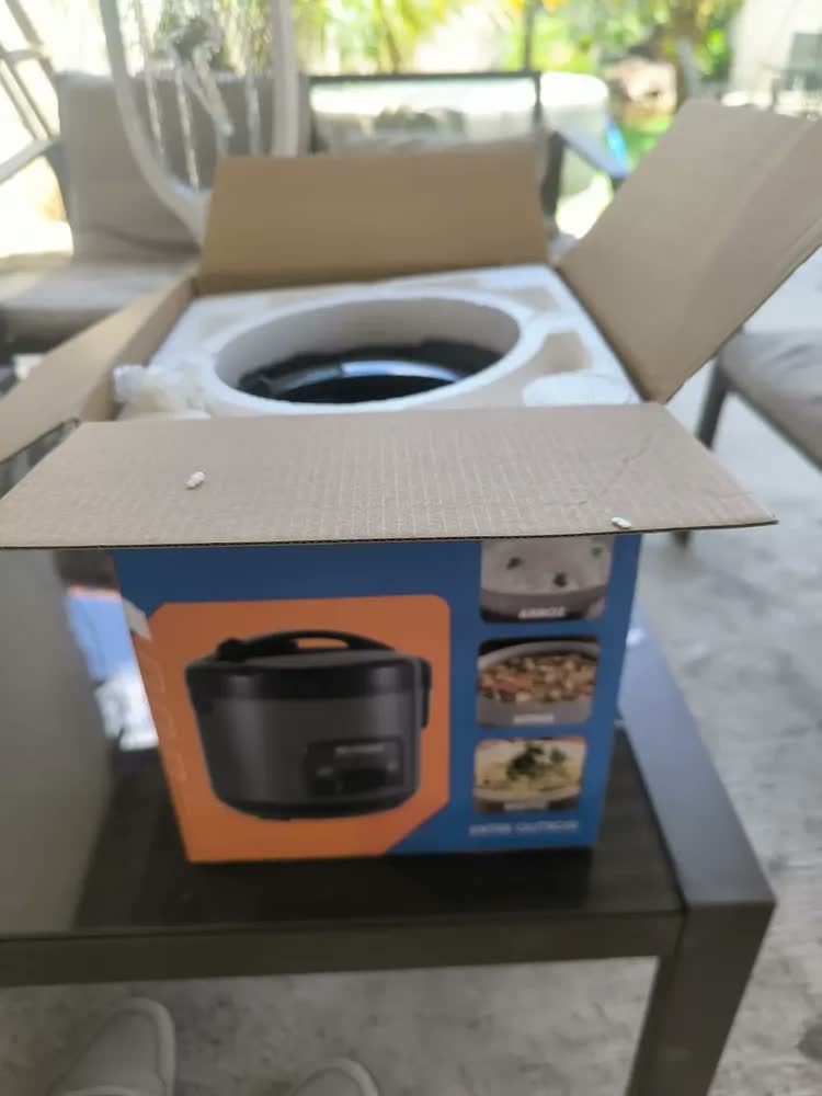 foto de Panela de Arroz Elétrica Itatiaia 1L Preto Fosco com 5 Xícaras