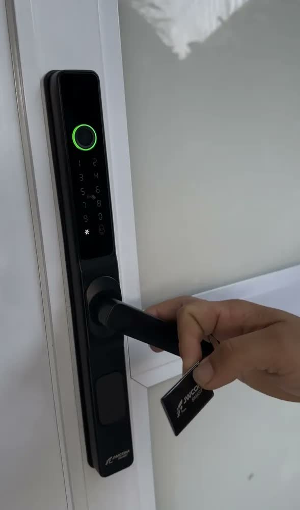 foto de Fechadura Digital FD11 Externa Jwcom Tuya WiFi IP66 Embutir Biométrica Porta