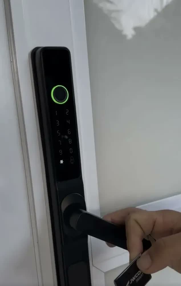 foto de Fechadura Digital FD11 Externa Jwcom Tuya WiFi IP66 Embutir Biométrica Porta