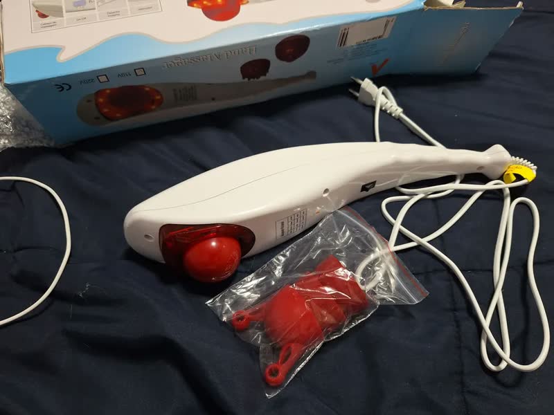 foto de Massageador Manual Infravermelho Vibratório Percussão 127v