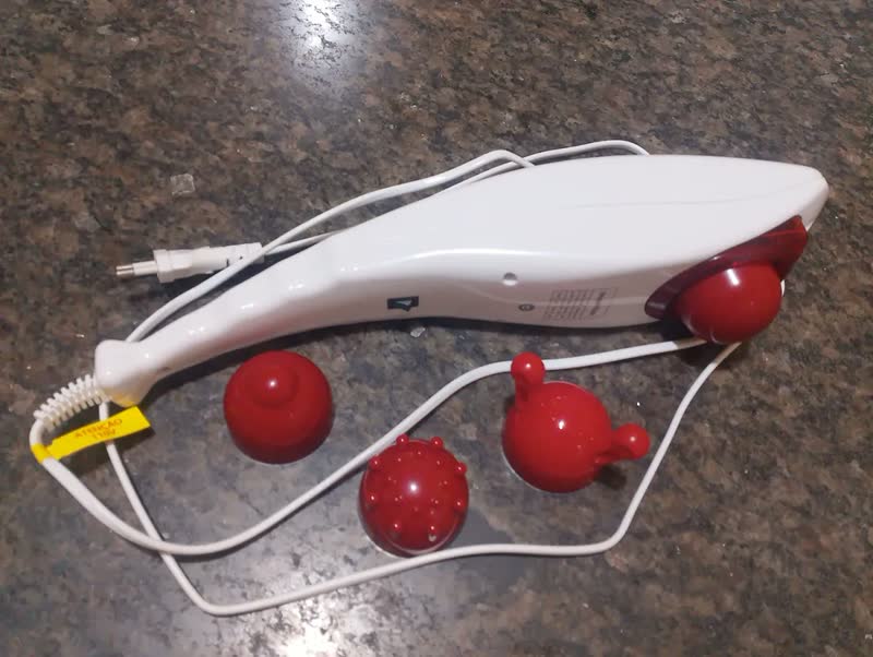 foto de Massageador Manual Infravermelho Vibratório Percussão 127v