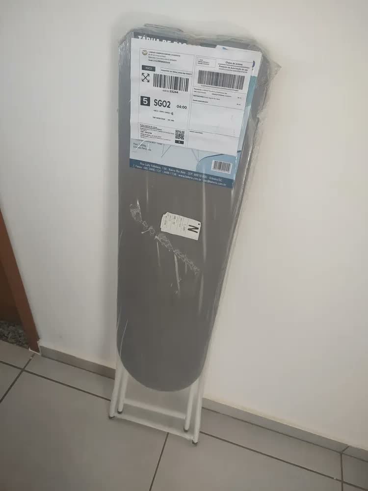 foto de Tabua De Passar Roupa Reforçada Com Suporte P/ Ferro 90x25cm Lisa Cinza