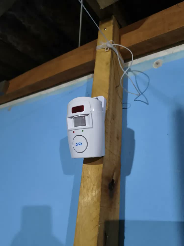 foto de Sensor de Presença Infravermelho Sem Fio Newdragon com Sirene e 2 Controles Remoto