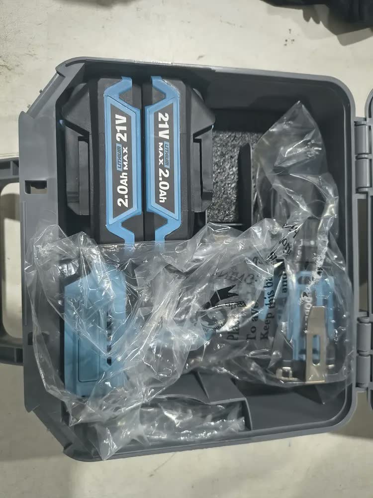foto de Furadeira Parafusadeira Impacto 3 Em 1 Brushless 13mm Dobevi Azul 127/220v 60hz