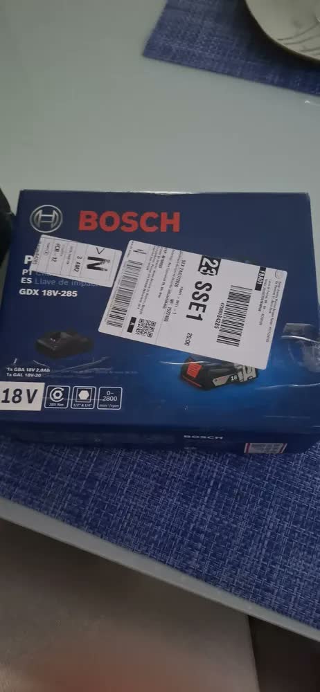foto de Parafusadeira E Chave De Impacto 1/2 Gdx 18v-285 Brushless Azul/vermelho 1 Bateria E Carregador Bosch