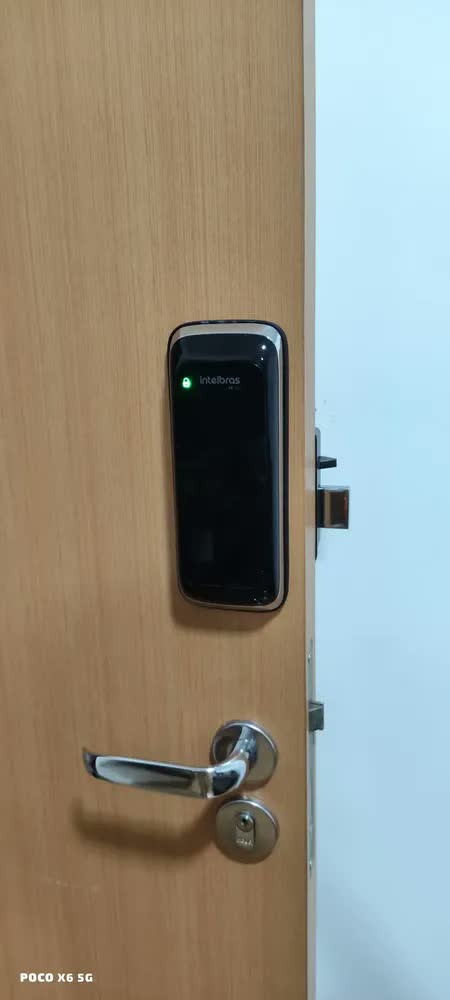 foto de Fechadura Digital De Sobrepor Fr 101 V Preta Intelbras