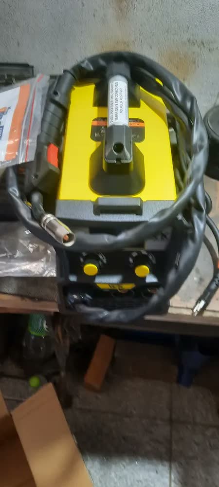 foto de Máquina De Solda 160A Multiprocesso MIG Sem Gás MMA TIG Lift Bivolt Automática IGBT