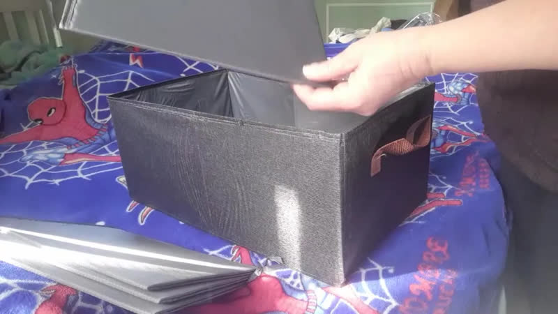 foto de Kit 4 Caixas Cesto Organizadora Grande Dobrável Guarda Roupa Gaveta Mesas Banheiro Cor Cinza
