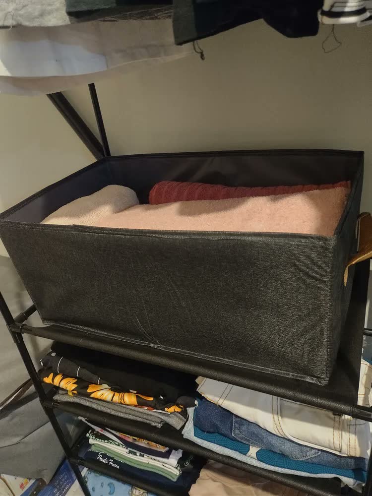 foto de Kit 4 Caixas Cesto Organizadora Grande Dobrável Guarda Roupa Gaveta Mesas Banheiro Cor Cinza