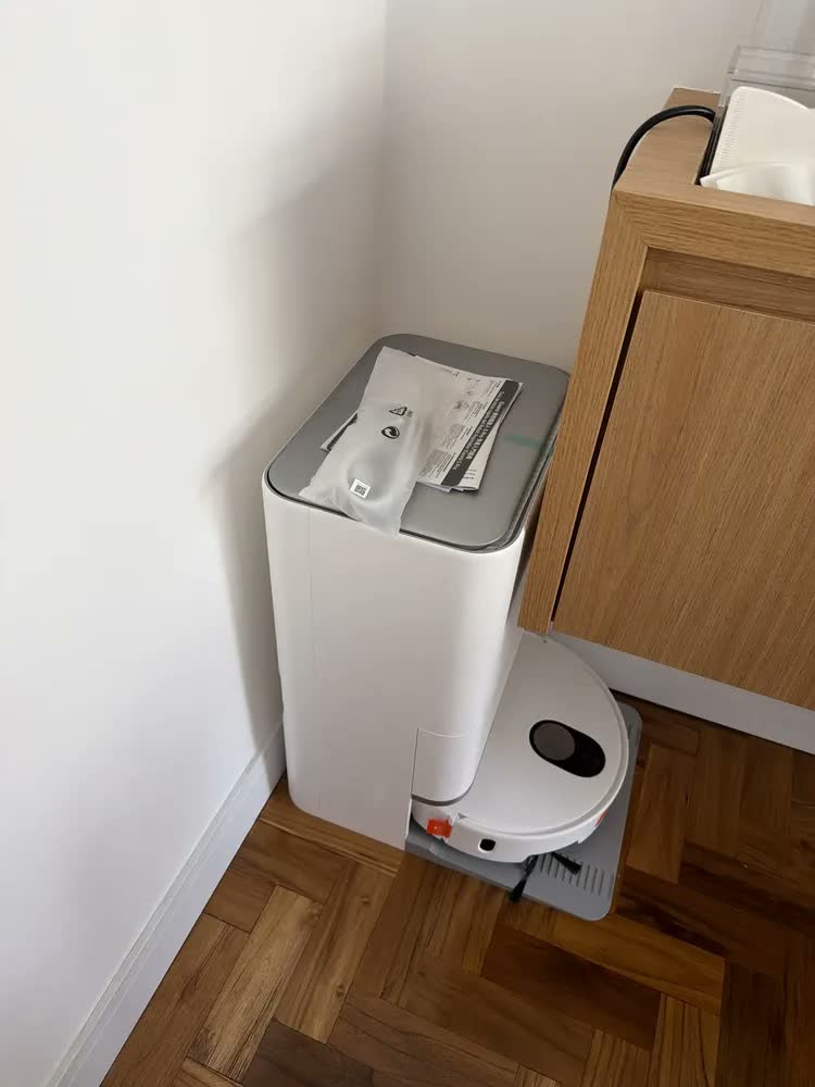 foto de Aspirador Inteligente Xiaomi Robot Vacuum 5 Pro Ov21gl 110v Branco
