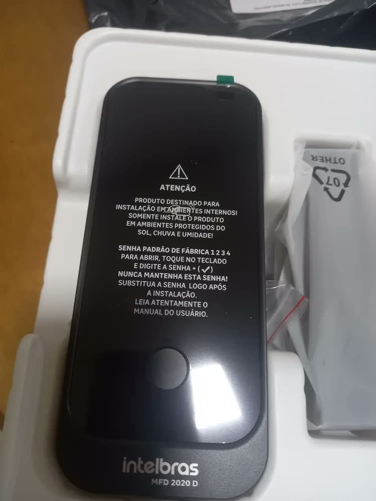 foto de Fechadura Inteligente de Sobrepor MFD 2020 D Intelbras