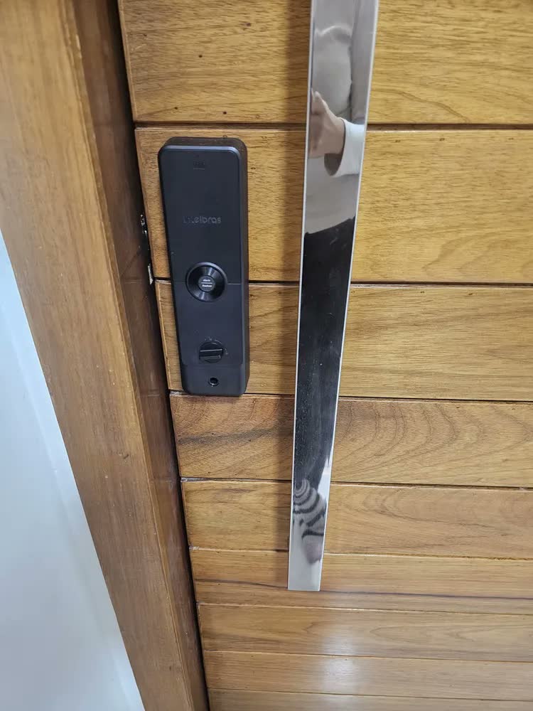 foto de Fechadura Inteligente De Embutir Sem Maçaneta Mfd 3001 D Intelbras