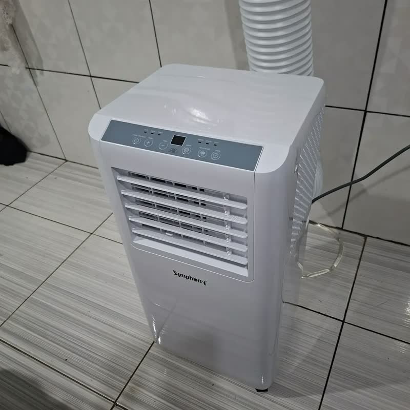 foto de Ar Condicionado Portátil Frio 9.000 Btus Symphony Optima 9 Cor Branco