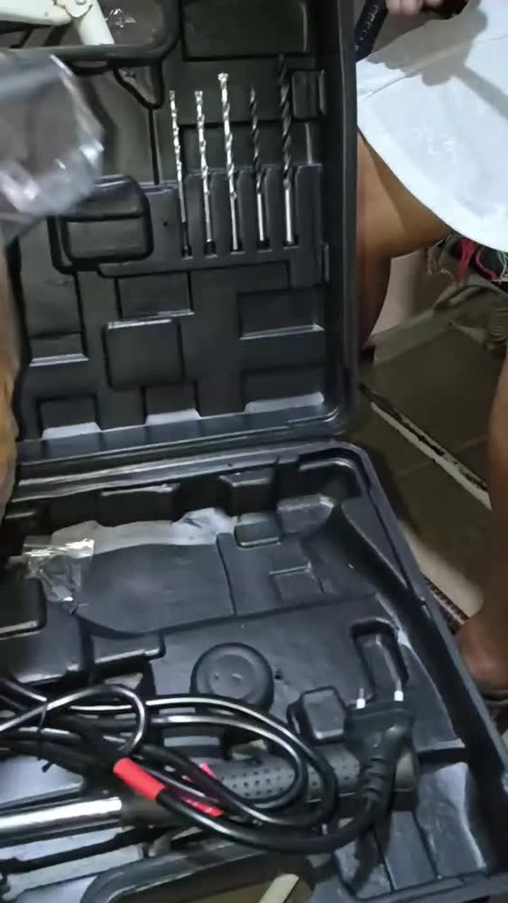 foto de Parafusadeira E Furadeira De Impacto 700w Wap Wf 700k10 W2