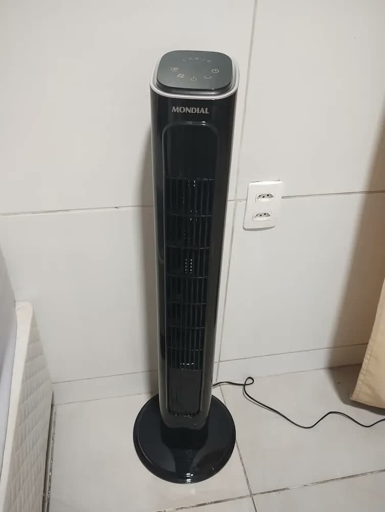 foto de Ventilador De Torre Air Tower Mondial 45W VTR-01-B