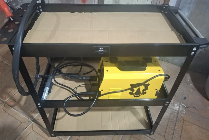 foto de Maquina Inversora De Solda Mig Sem Gás 130a 3 Em 1 Tig Lift Com Acessórios Amarelo The Black Tools